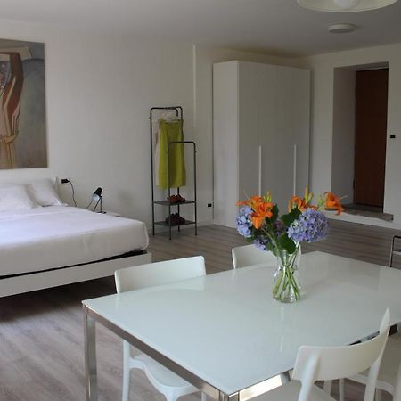 Le Campane Studio Apartment Bellagio Exterior foto